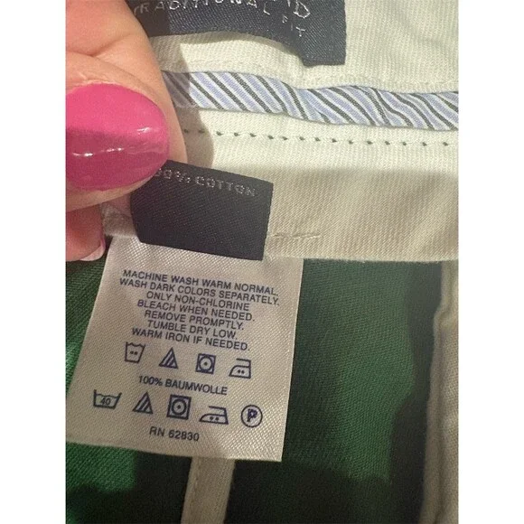 Lands’ End Chino Shorts Men's Size 35 Green Flat Front Casual Golf - Picture 10 of 10
